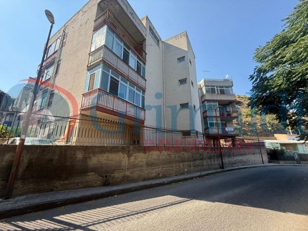 appartamento in vendita a Messina in zona Gazzi