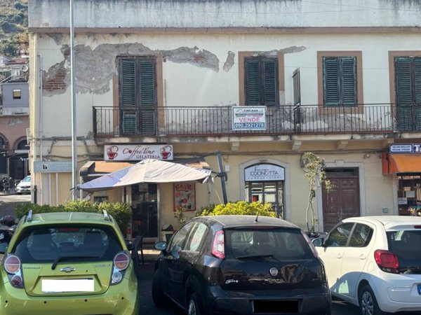appartamento in vendita a Messina in zona Gazzi