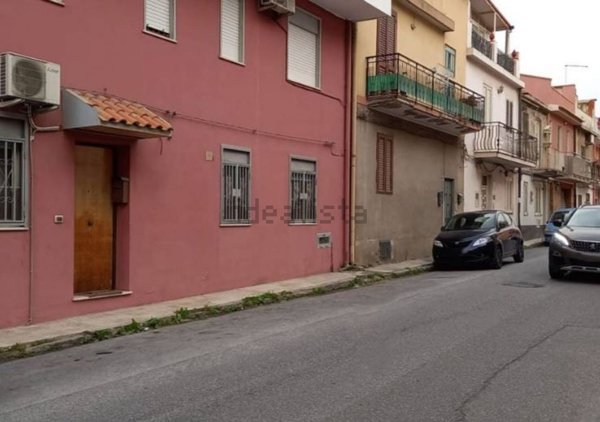 appartamento in vendita a Messina in zona Santa Margherita