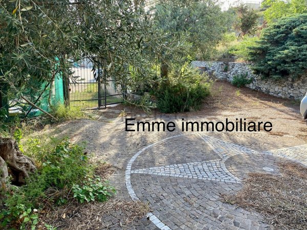 casa indipendente in vendita a Messina in zona Ganzirri