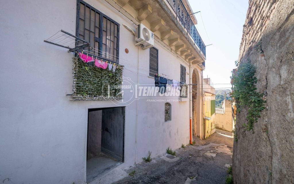 appartamento in vendita a Messina in zona Larderia