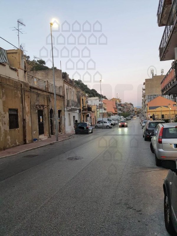 casa indipendente in vendita a Messina in zona Gazzi
