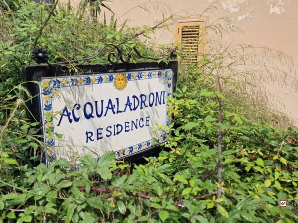 appartamento in vendita a Messina in zona Acqualadroni