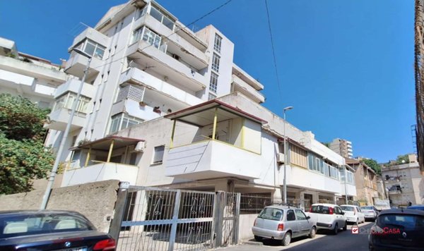 appartamento in vendita a Messina in zona Centro Storico