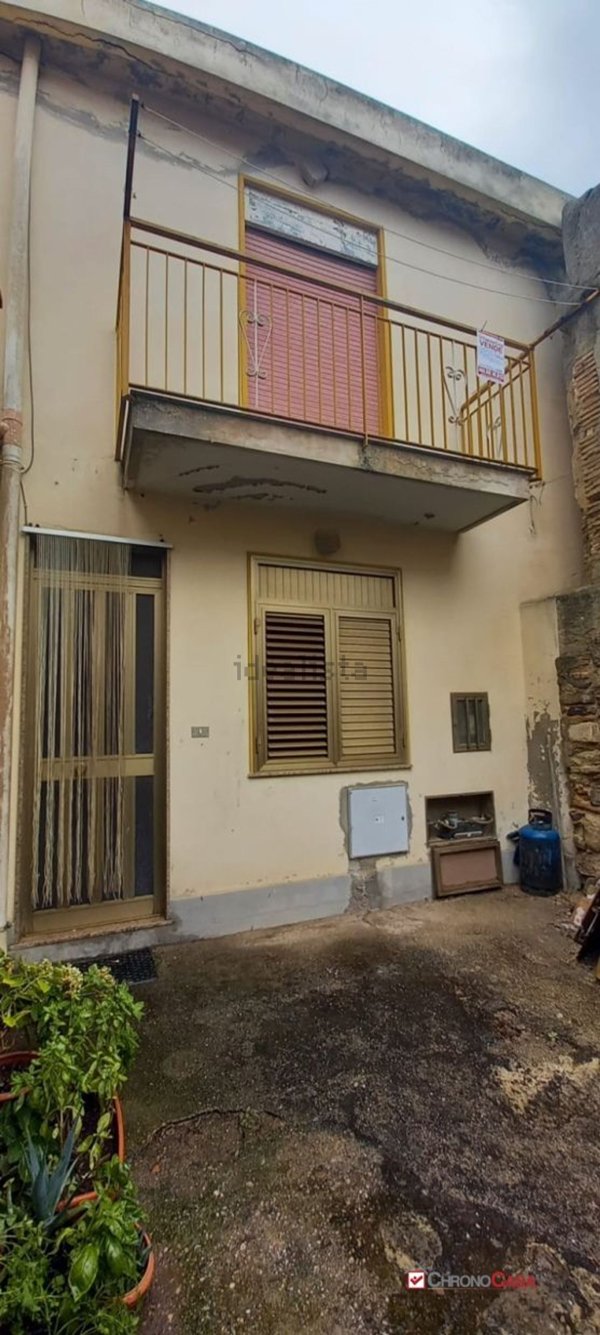 appartamento in vendita a Messina in zona Centro Storico