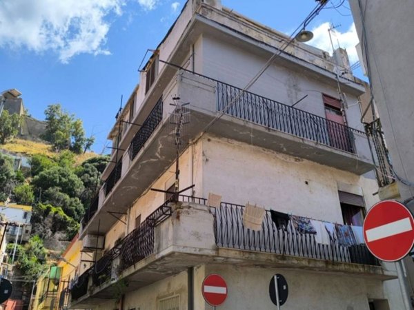 appartamento in vendita a Messina in zona Centro Storico