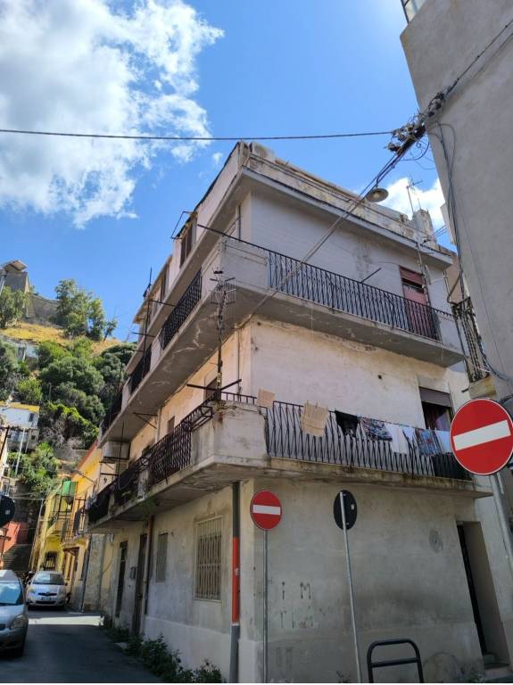 appartamento in vendita a Messina in zona Centro Storico