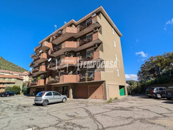 appartamento in vendita a Messina in zona Gazzi