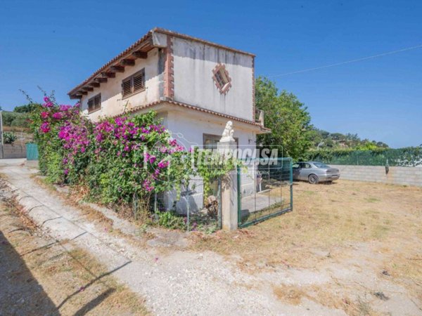 casa indipendente in vendita a Messina in zona Salice