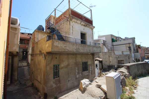casa indipendente in vendita a Messina in zona Centro Storico
