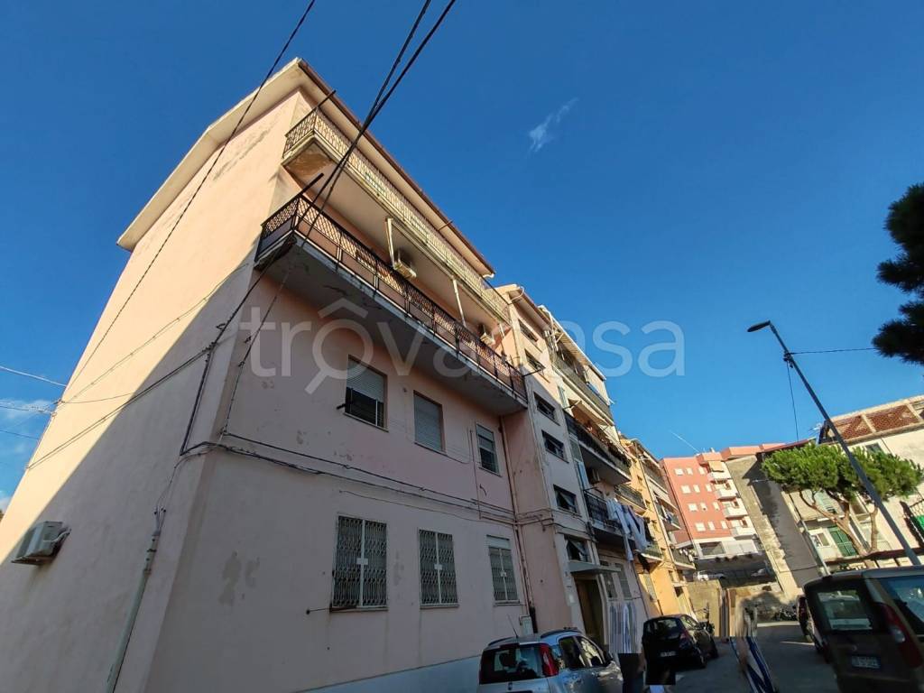 appartamento in vendita a Messina in zona Gazzi