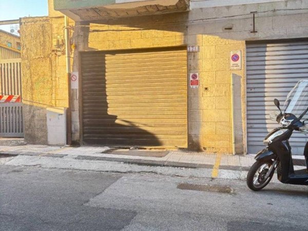 negozio in vendita a Messina in zona San Licandro