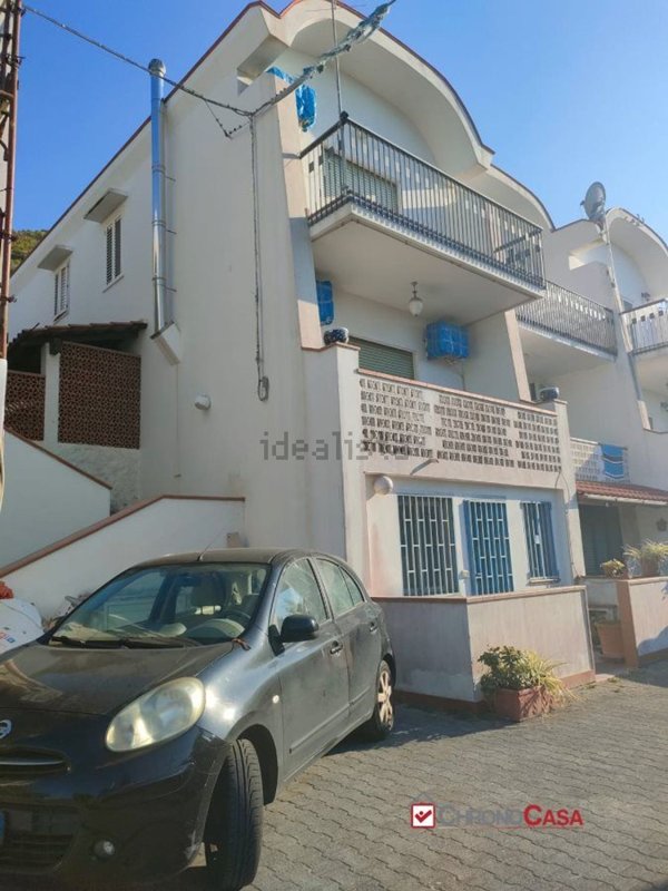 casa indipendente in vendita a Messina in zona Mortelle