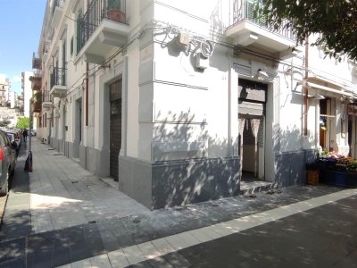 negozio in vendita a Messina in zona Centro Storico