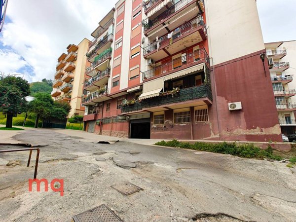 locale commerciale in vendita a Messina in zona Gravitelli