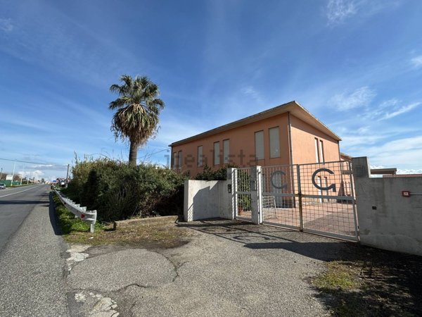 appartamento in vendita a Messina in zona Galati / Mili San Marco