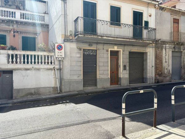 negozio in vendita a Messina in zona Contesse