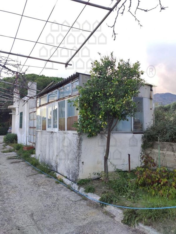 casa indipendente in vendita a Messina in zona Camaro
