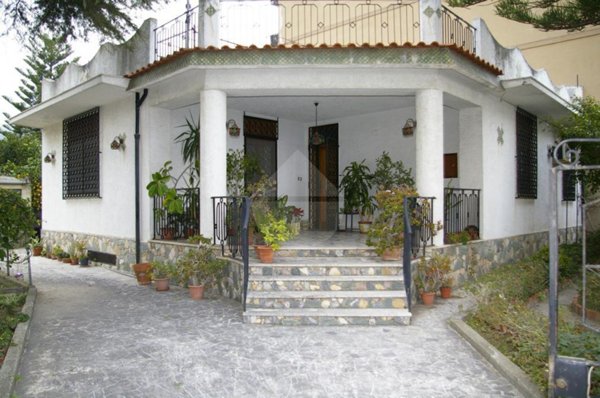 appartamento in vendita a Messina in zona Mili Marina