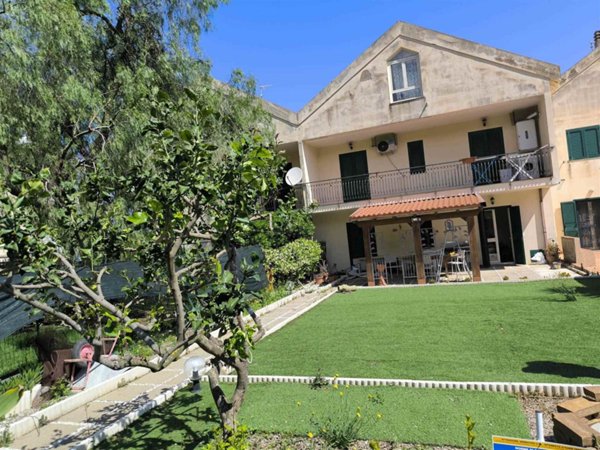 casa indipendente in vendita a Messina in zona Spartà