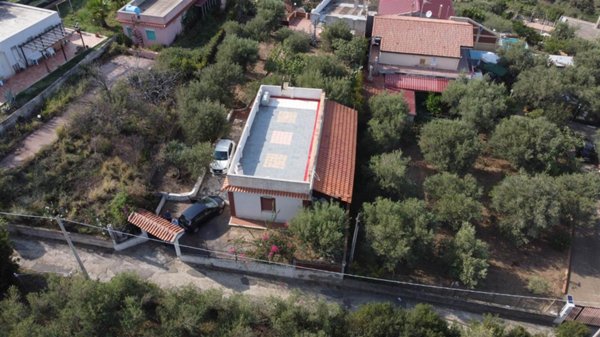 casa indipendente in vendita a Messina in zona Mortelle