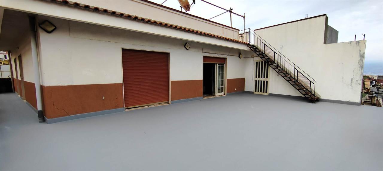 appartamento in vendita a Messina in zona Camaro
