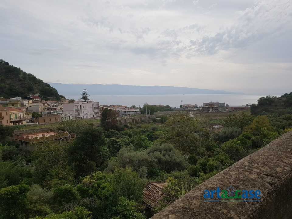 appartamento in vendita a Messina in zona Galati / Mili San Marco