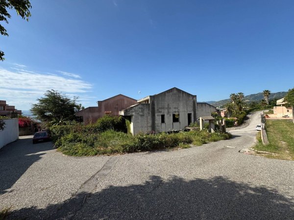 casa indipendente in vendita a Messina in zona Ganzirri