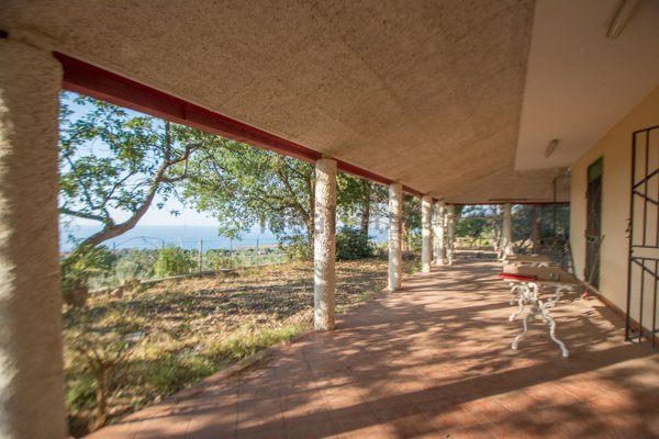 casa indipendente in vendita a Messina in zona Acqualadroni