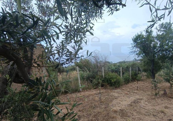 casa indipendente in vendita a Messina in zona Centro Storico