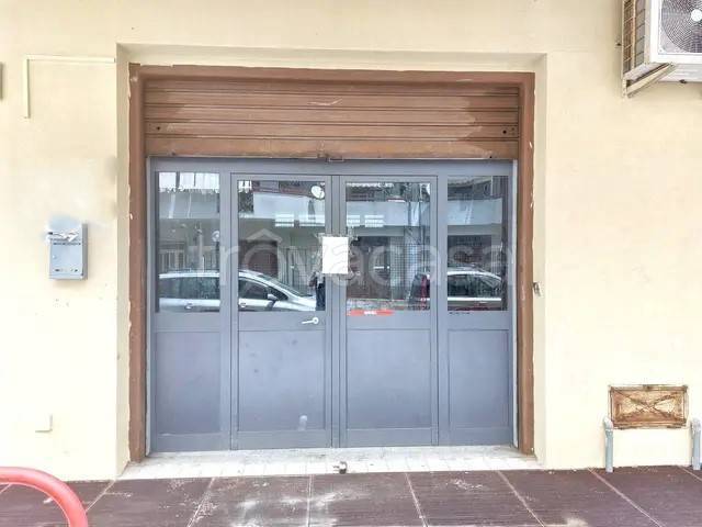 negozio in vendita a Messina in zona Cumìa
