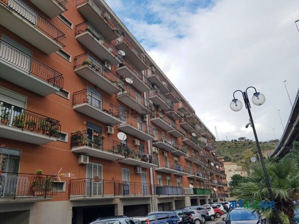 appartamento in vendita a Messina in zona Gazzi