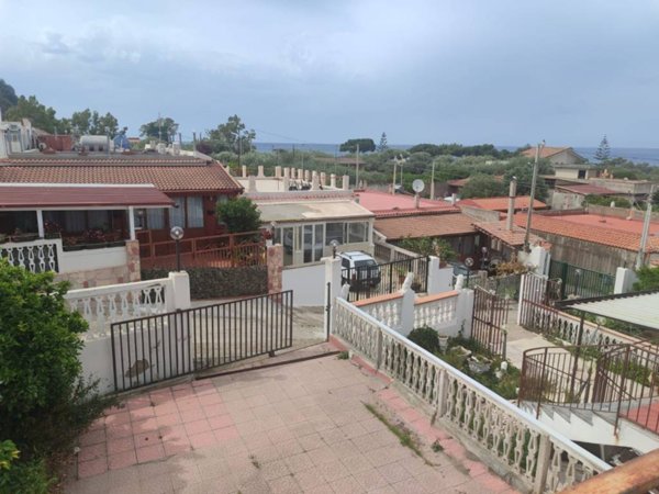 casa indipendente in vendita a Messina in zona Mortelle