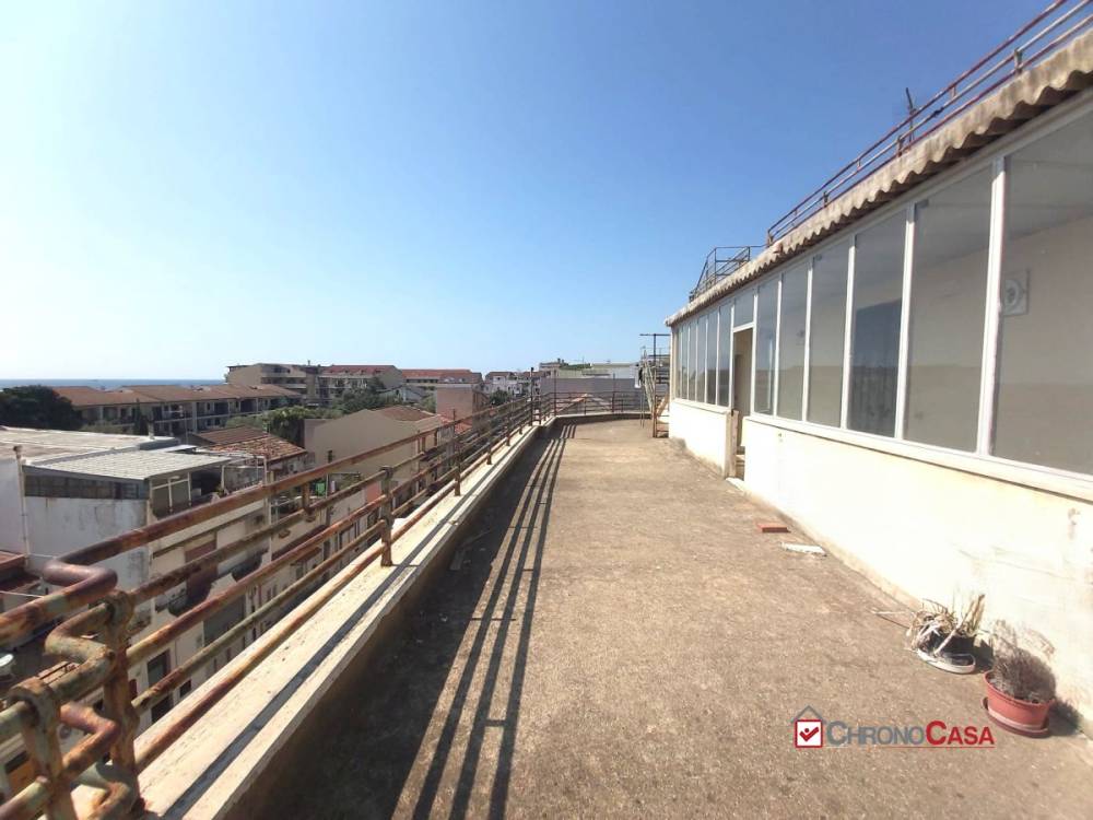 appartamento in vendita a Messina in zona Mili Marina