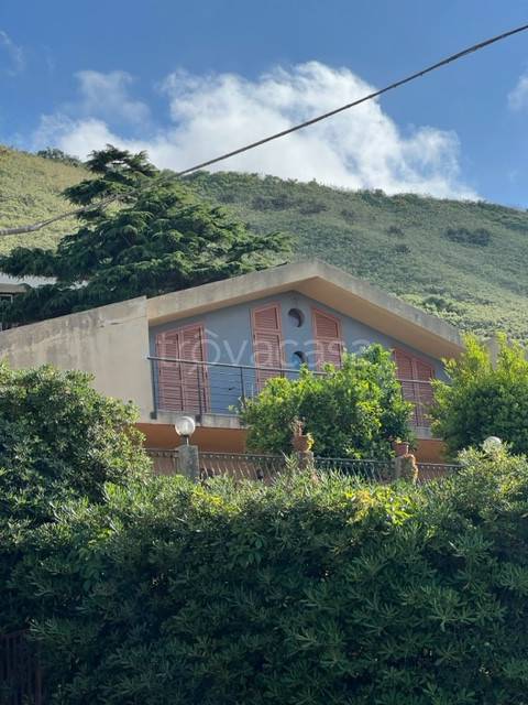 casa indipendente in vendita a Messina in zona Mortelle