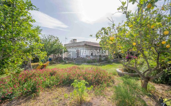 casa indipendente in vendita a Messina in zona Salice