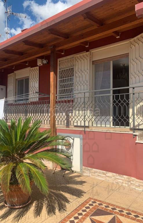 casa indipendente in vendita a Messina in zona Gazzi