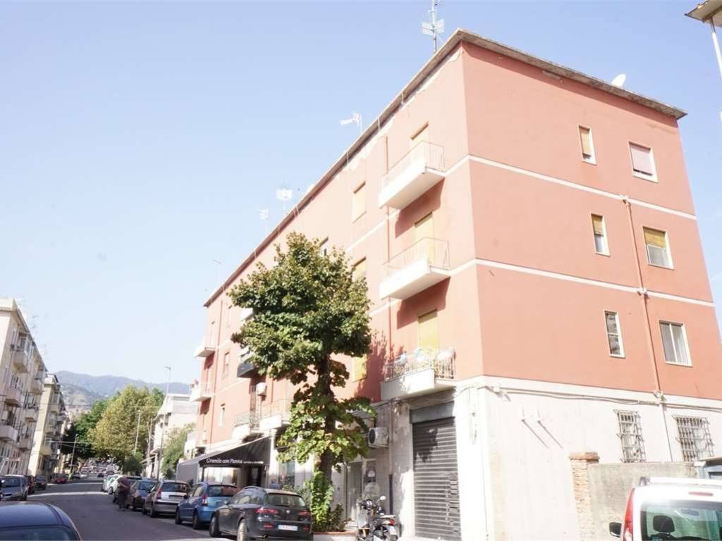 appartamento in vendita a Messina in zona Camaro