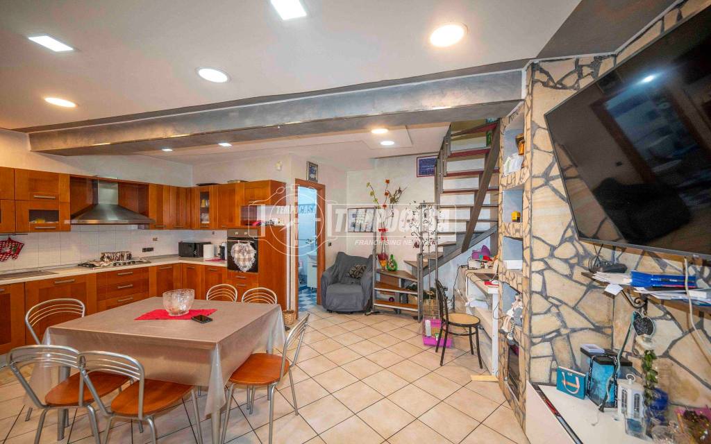 appartamento in vendita a Messina in zona Santa Margherita