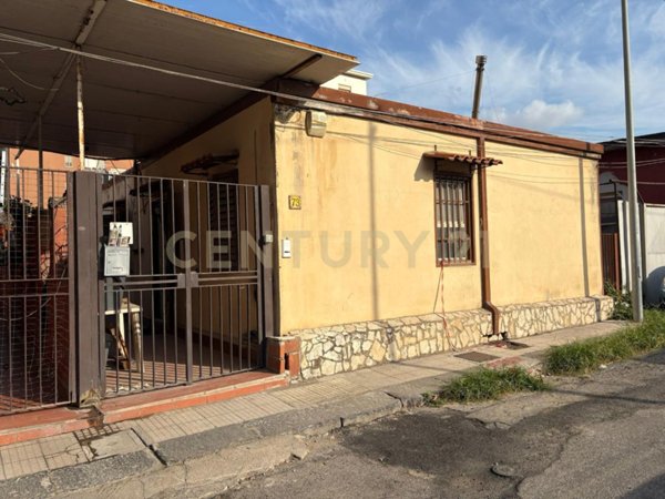 casa indipendente in vendita a Messina