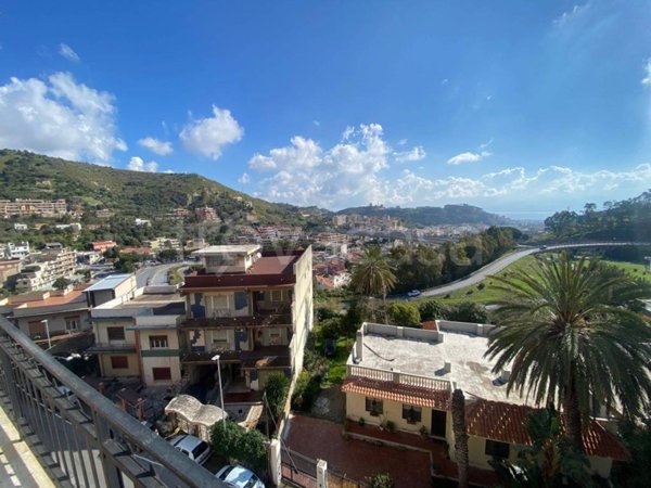 appartamento in vendita a Messina in zona Camaro