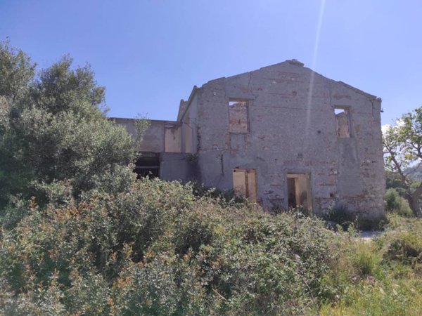 terreno agricolo in vendita a Messina in zona Gesso