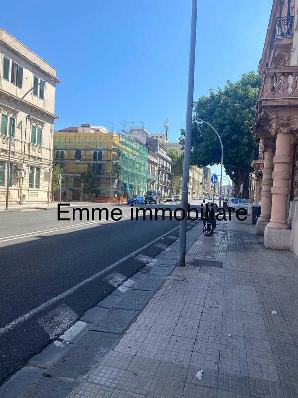 negozio in vendita a Messina in zona Centro Storico