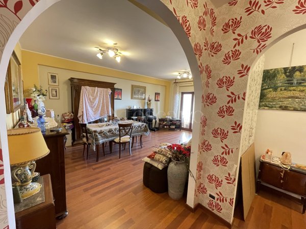 casa indipendente in vendita a Messina in zona Centro Storico