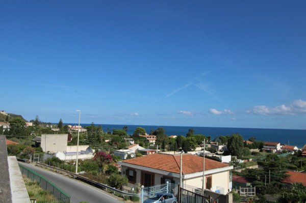 casa indipendente in vendita a Messina in zona Spartà