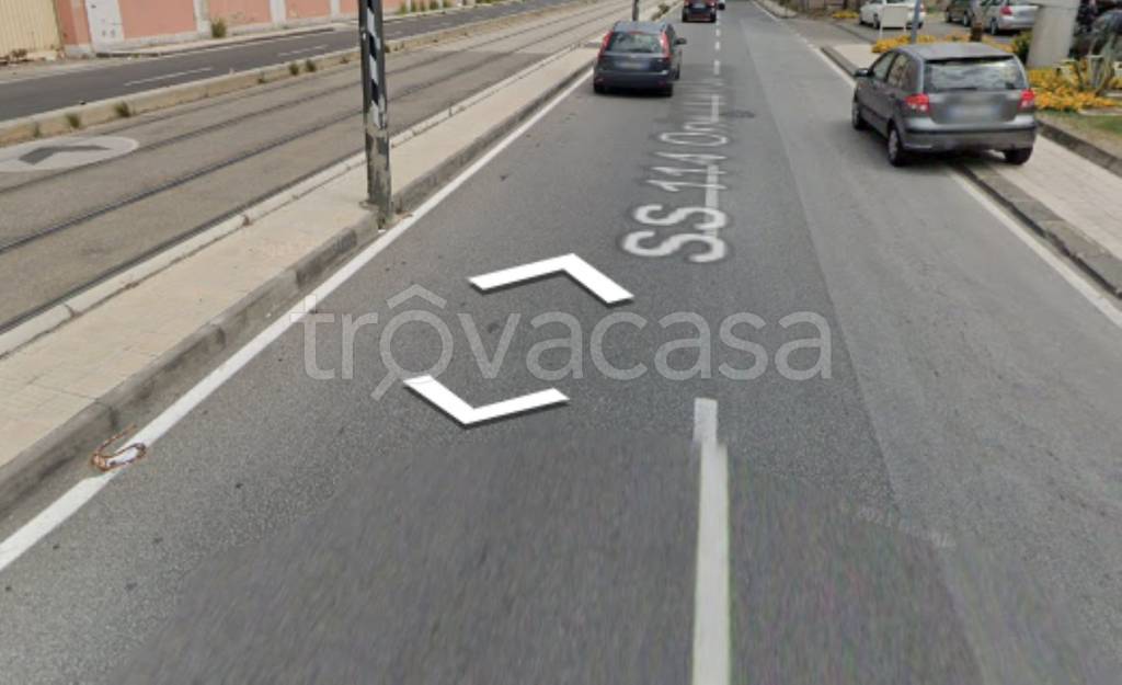 negozio in vendita a Messina in zona Gazzi