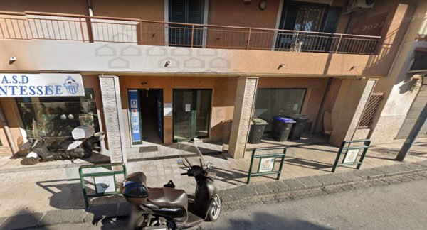 locale commerciale in vendita a Messina in zona Contesse