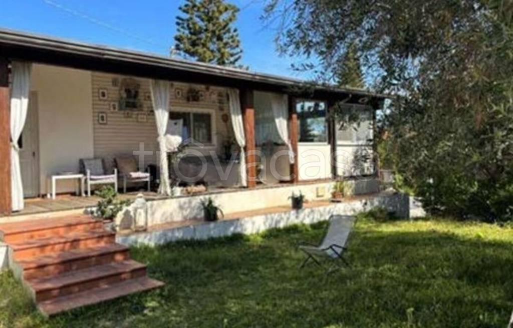 casa indipendente in vendita a Messina in zona Casa Bianca