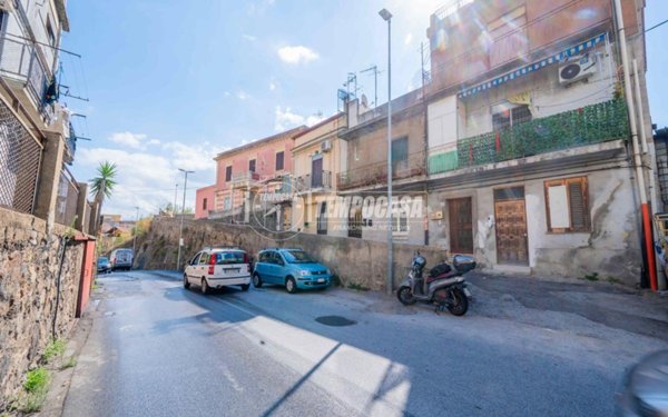 appartamento in vendita a Messina in zona Gazzi