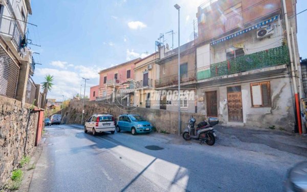 appartamento in vendita a Messina in zona Gazzi